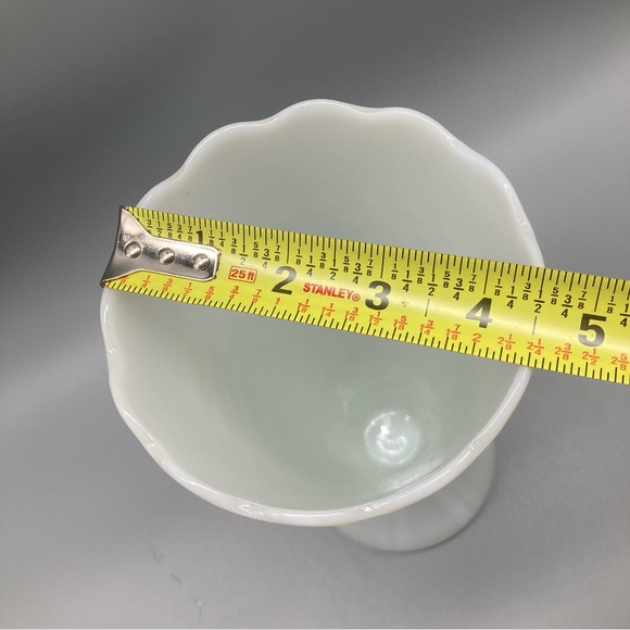 Anchor Hocking Milk Glass Hobnail Trumpet Vase/Wedding/Flower Arrangements /Gift - Picture 4 of 8